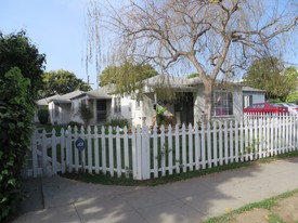 1446-1448 Yale St in Santa Monica, CA - Foto de edificio - Building Photo