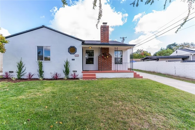 property at 1649 Crestview Ave