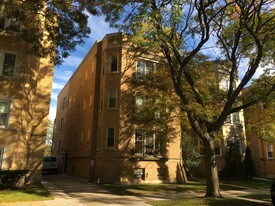 2150 W Arthur Ave Apartments