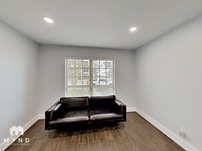 318 Arborview Dr in Garland, TX - Building Photo - Building Photo