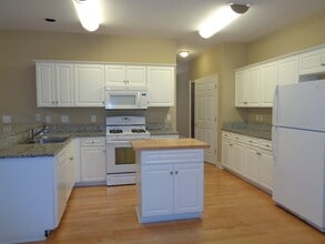 928 Wonderland Pass in Hermitage, TN - Building Photo - Building Photo