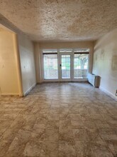 3901 Cathedral Ave NW, Unit Apt. 14 in Washington, DC - Building Photo - Building Photo
