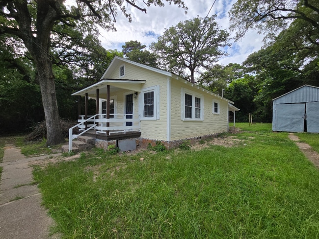 259 Wells St in Hawkins, TX - Building Photo - Building Photo