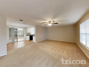 2718 Pinewood Blvd N in Middleburg, FL - Building Photo - Building Photo