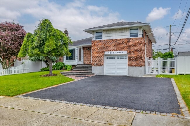 property at 4100 Meadow Ln