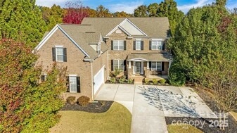 407 Ranelagh Dr in Waxhaw, NC - Building Photo