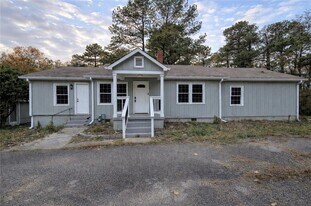 2839 Five Forks Trickum Rd SW in Lawrenceville, GA - Building Photo