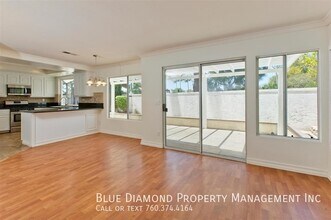 801 Mosaic Cir in Oceanside, CA - Building Photo - Building Photo