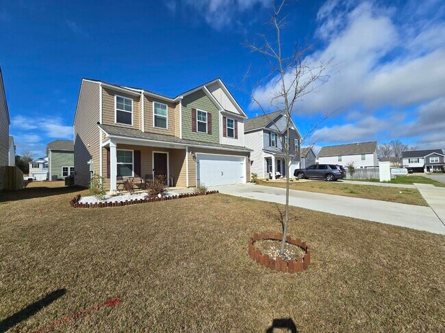 1762 Camazay Dr in Sumter, SC - Building Photo - Building Photo