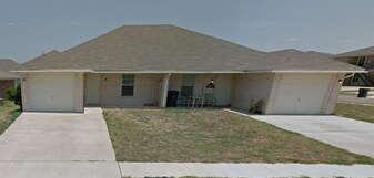 3806 Uvalde Dr, Unit B in Killeen, TX - Building Photo