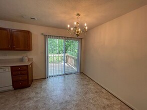 1206 Long Meadows Dr-Unit -Apt. 3 in Lynchburg, VA - Building Photo - Building Photo