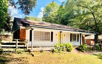 107 Chestnut St in Shelby, NC - Building Photo - Building Photo