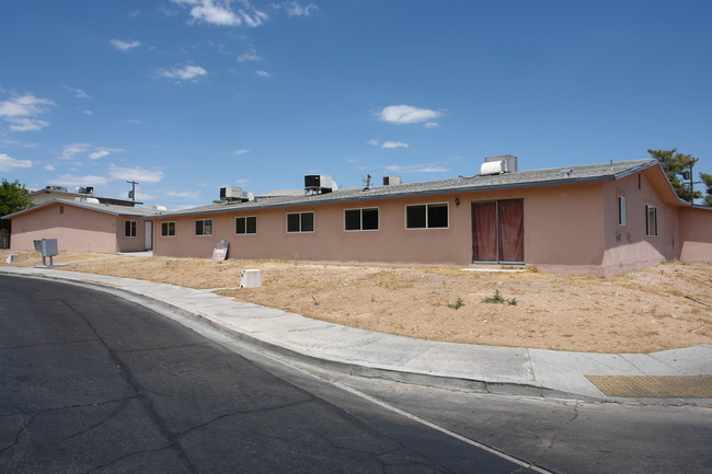 6400 Casada Way in Las Vegas, NV - Building Photo - Building Photo