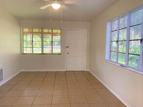 4943 29th Ave S-Unit -P187 #12 Pontiac 4-Plex 4943 29th Ave S in Gulfport, FL - Building Photo - Building Photo