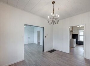 410 E Taylor Ave in Arkansas City, KS - Building Photo - Building Photo