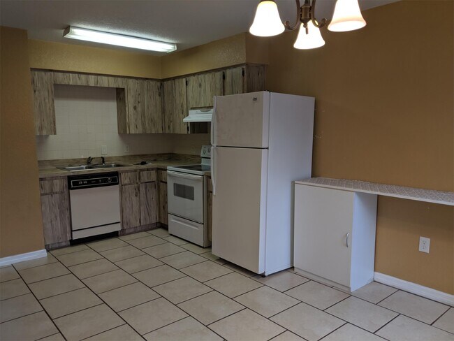 5353 W Customer Ct-Unit -1 in Lecanto, FL - Building Photo - Building Photo