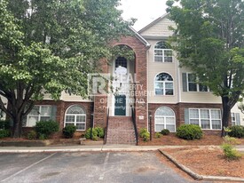 3725 Morris Farm Dr in Greensboro, NC - Building Photo