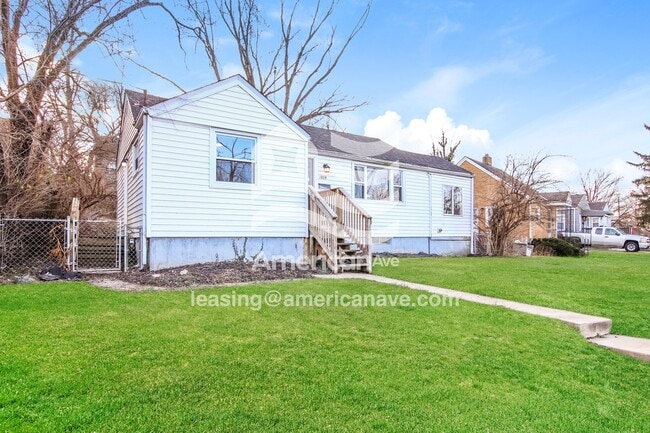 1709 Campbell Dr in Hamilton, OH - Building Photo - Building Photo