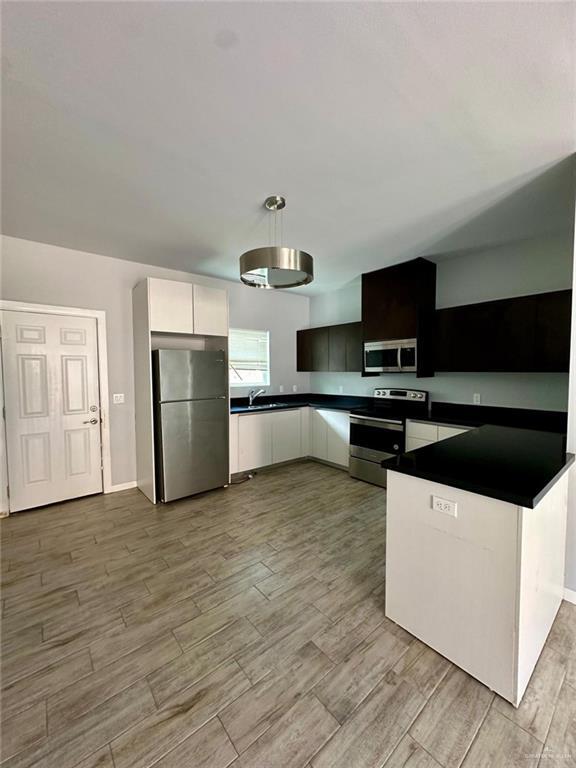 11 Valeria St in Edinburg, TX - Building Photo - Building Photo