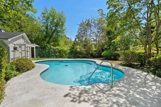 5704 Woodside Ave in Myrtle Beach, SC - Building Photo - Building Photo