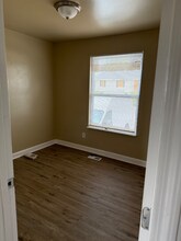 10140 Castle Dr in St. Louis, MO - Building Photo - Building Photo