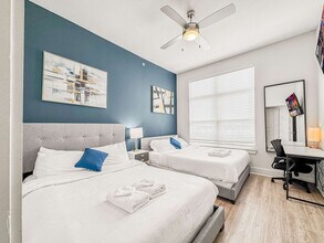 310 N Malcolm X Blvd in Dallas, TX - Building Photo - Building Photo