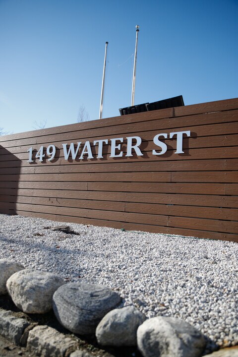 149 Water St in Norwalk, CT - Building Photo