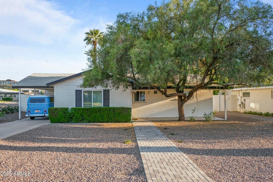 3547 E Meadowbrook Ave in Phoenix, AZ - Building Photo