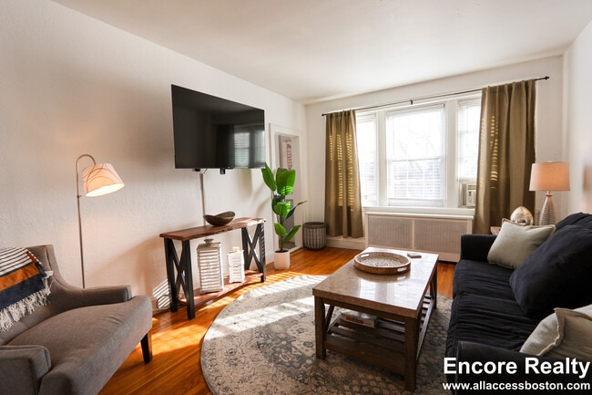 property at 90 Kilsyth Rd