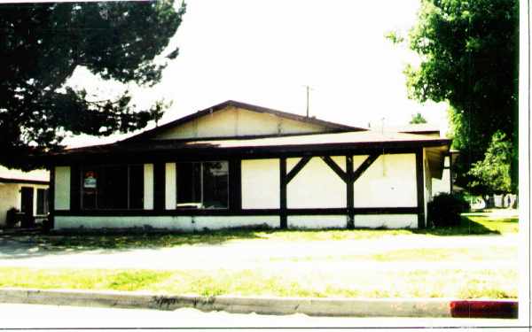 517 N Parkside Ave in Ontario, CA - Building Photo