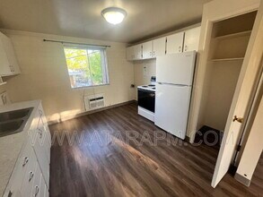 461 Locust St in Sandy, UT - Building Photo - Building Photo