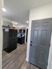 3338 N Water St photo'