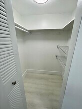 8101 SW 72nd Ave in Miami, FL - Building Photo - Building Photo