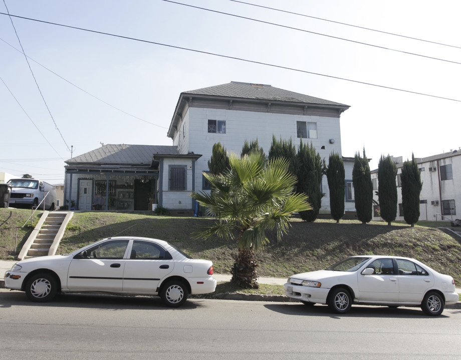 336 N Benton Way in Los Angeles, CA - Building Photo