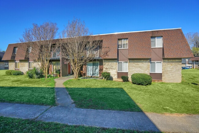 Palmetto Circle in North Augusta, SC - Foto de edificio - Building Photo