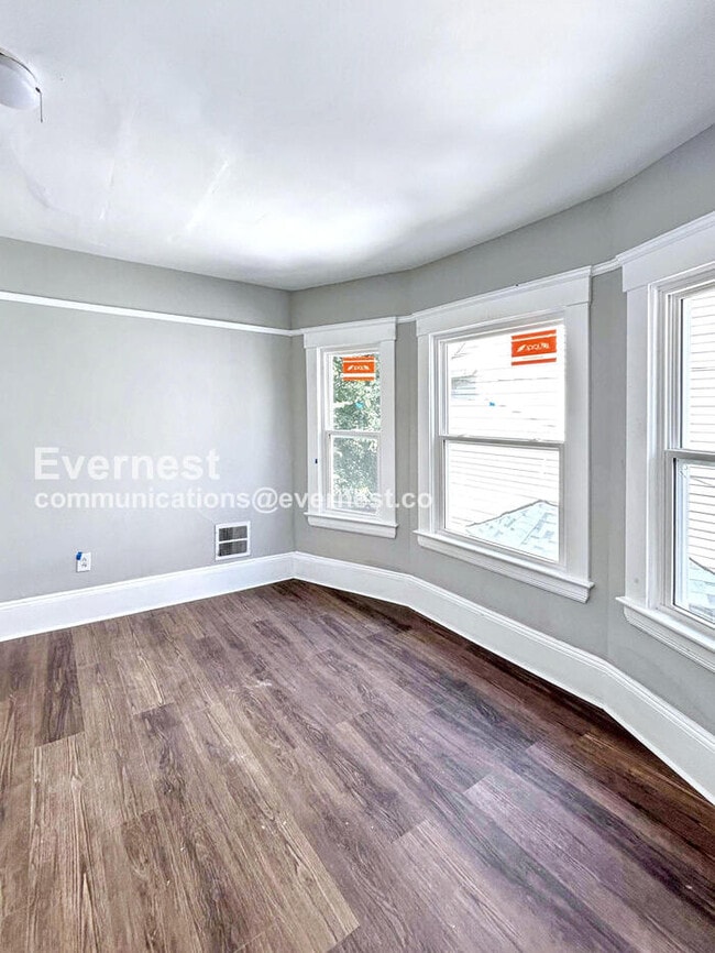 2216 E 82nd St in Cleveland, OH - Building Photo - Building Photo