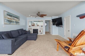 15326 N River Beach Dr in Chillicothe, IL - Building Photo - Building Photo