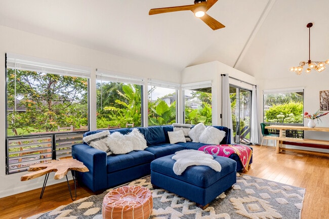 3807 Iluna Pl in Princeville, HI - Building Photo - Building Photo