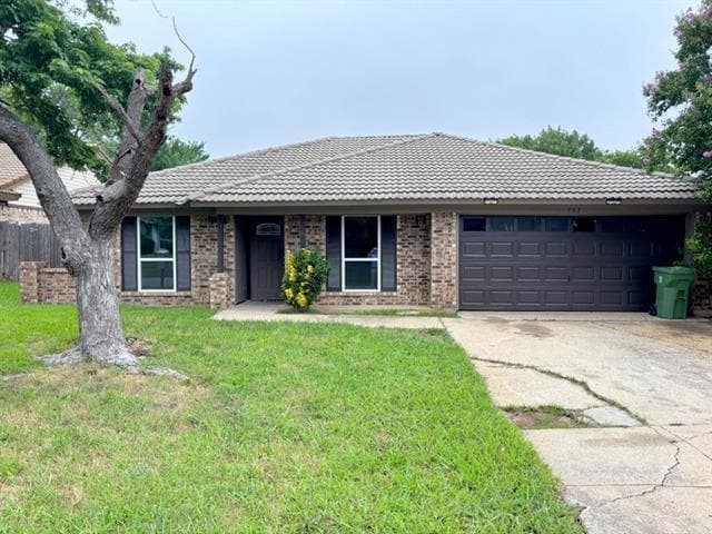 property at 707 E Williamsburg Manor
