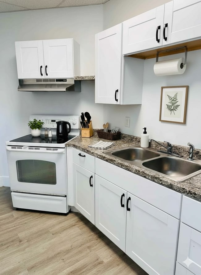 14 Willow St, Unit 1