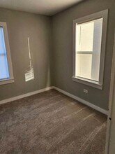 304 Zephyr in Plainview, TX - Building Photo - Building Photo