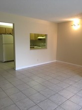 1635 SW Silver Pine Way-Unit -F2 in Palm City, FL - Building Photo - Building Photo