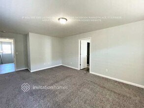 4501 Fairweather St NE in Lacey, WA - Foto de edificio - Building Photo