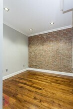 329 E 58th St in New York, NY - Building Photo - Building Photo