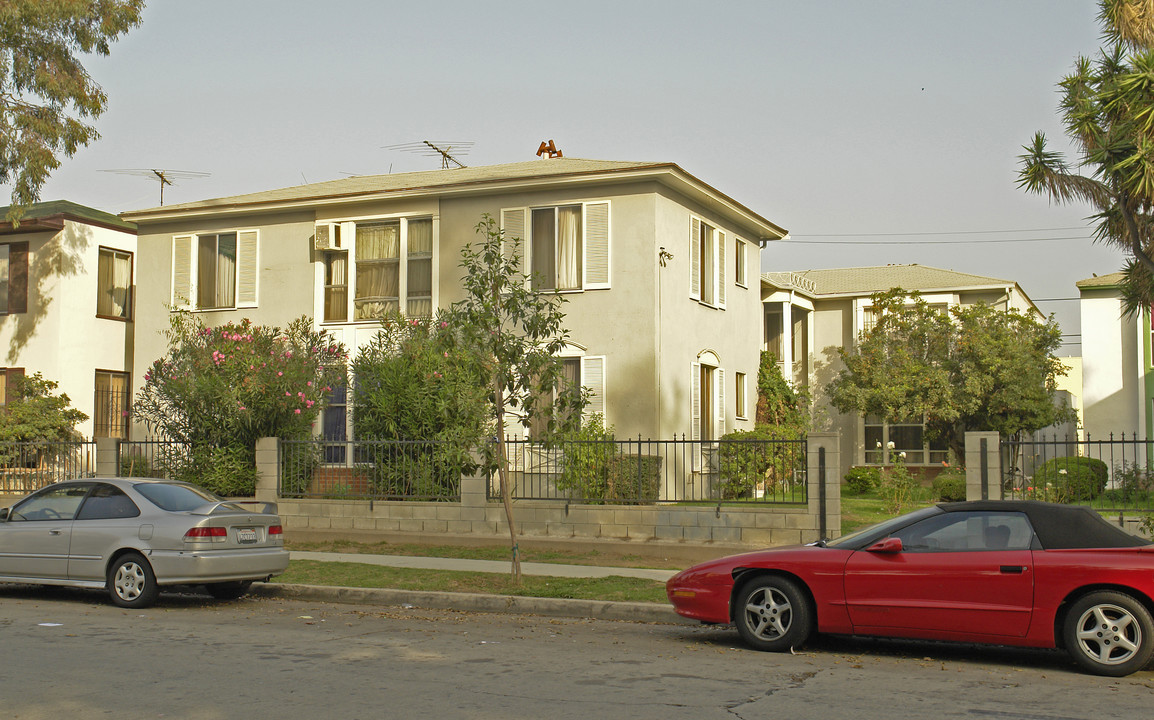 1618 S St Andrews Pl in Los Angeles, CA - Building Photo