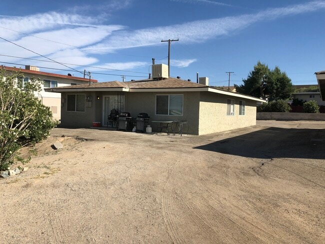 215 W Grace St, Unit 215-B