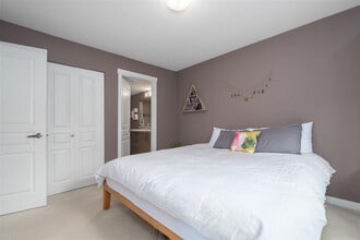 3105 Lincoln Ave in Coquitlam, BC - Building Photo - Building Photo