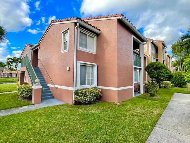 7912 Sonoma Springs Cir in Greenacres, FL - Building Photo - Building Photo