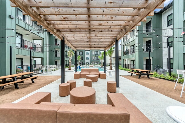 Avanti Greenwood in Corpus Christi, TX - Foto de edificio - Building Photo