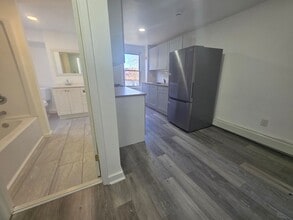 98 Delafield St in Poughkeepsie, NY - Foto de edificio - Building Photo